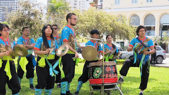 習近平主席抵達秘魯 受到熱烈歡迎