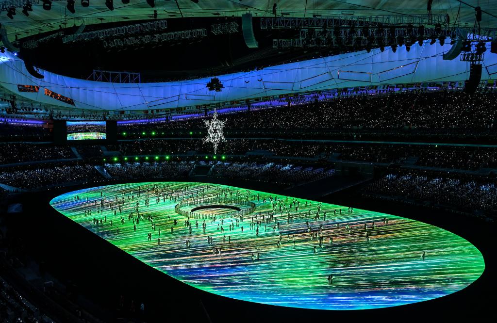 今夜,我們依依惜別,擁抱未來——北京2022年冬奧會閉幕式側記