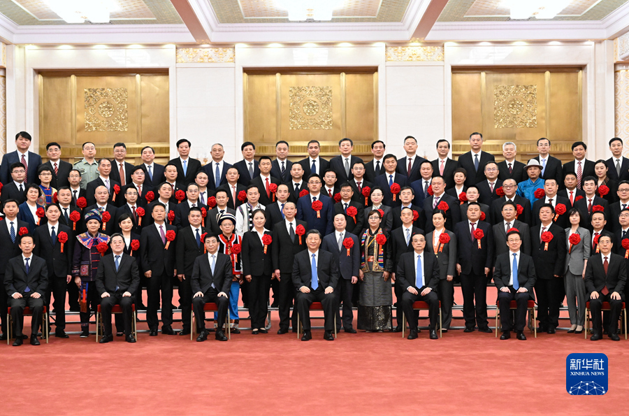 習近平會見第九次全國信訪工作會議代表 李克強王滬寧韓正參加會見