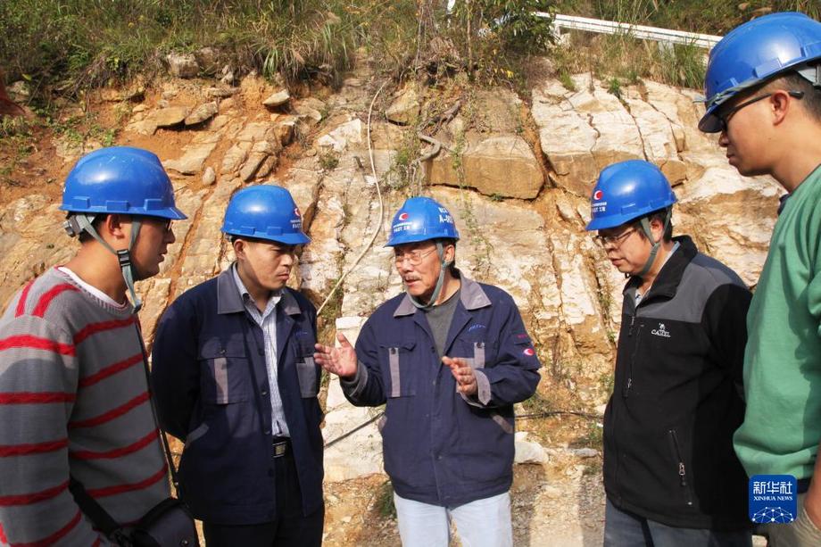 “國家科技創(chuàng)新力的根本源泉在于人”——習近平關(guān)心科技工作者的故事