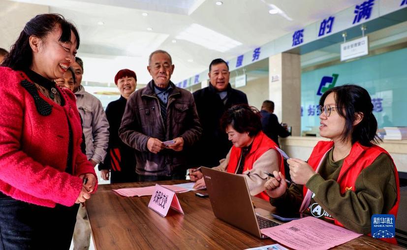 減負增效重實干 擔當盡責開新篇——黨的十九大以來以習近平同志為核心的黨中央整治形式主義為基層減負綜述