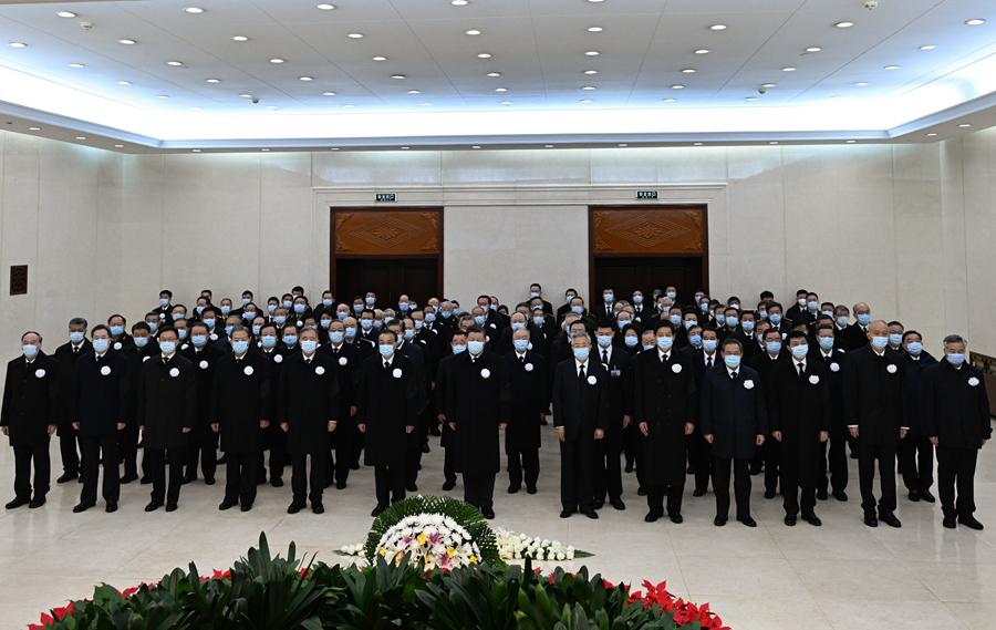 習近平等黨和國家領導同志到醫院為江澤民同志送別并護送遺體到八寶山火化