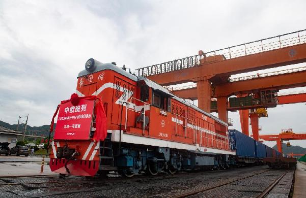 國(guó)際社會(huì)高度評(píng)價(jià)共建“一帶一路”重大實(shí)踐