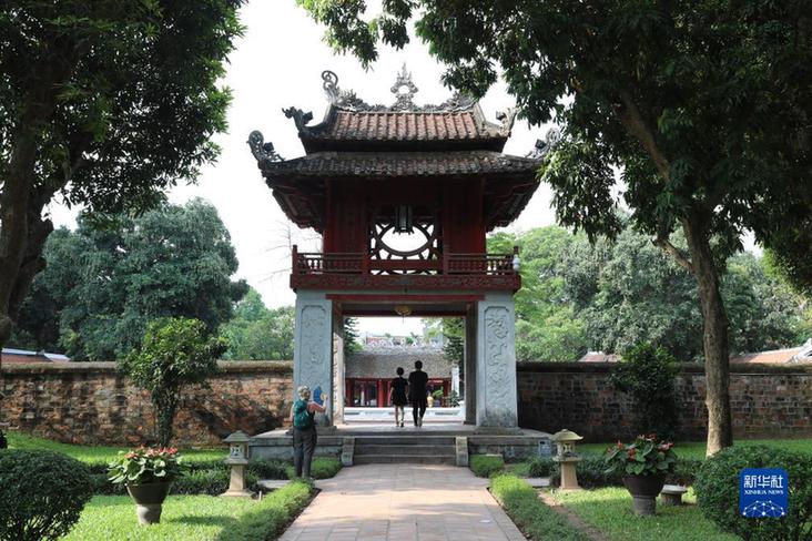 河內:在“百花春城”感受千年古城的生機