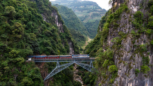 時政鏡距離|百年米軌見證的友誼 時政鏡距離|百年米軌見證的友誼