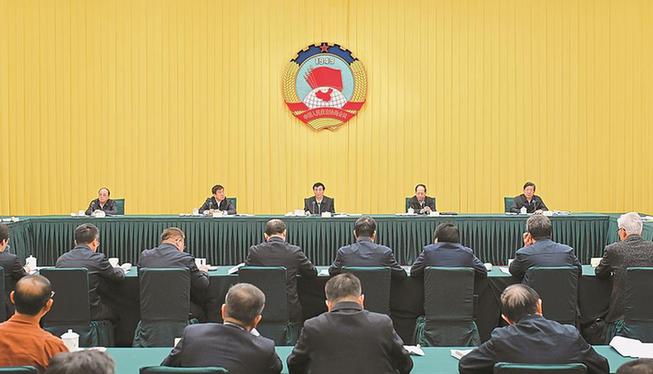 全國政協(xié)召開“中華文明發(fā)展史研究闡釋傳播”專家協(xié)商會 王滬寧出席并講話