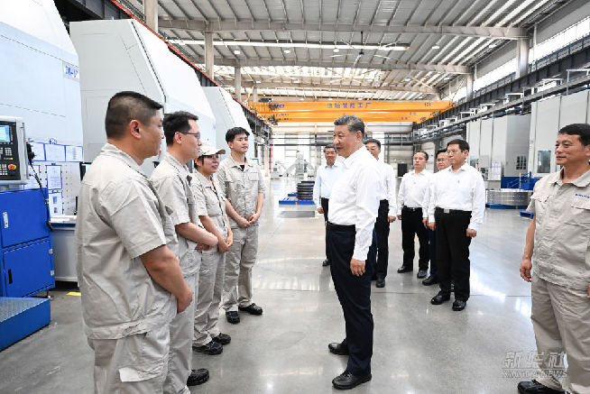 新華圖訊丨習近平在河南洛陽市考察調研