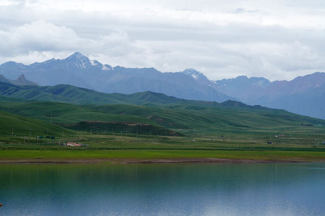 筑牢祖國生態安全屏障——新時代生態文明建設的西部實踐